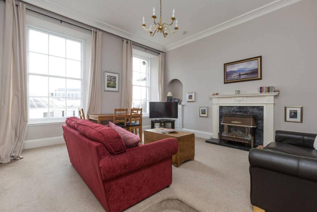 George Square Apartment - Heart of Old Town/University