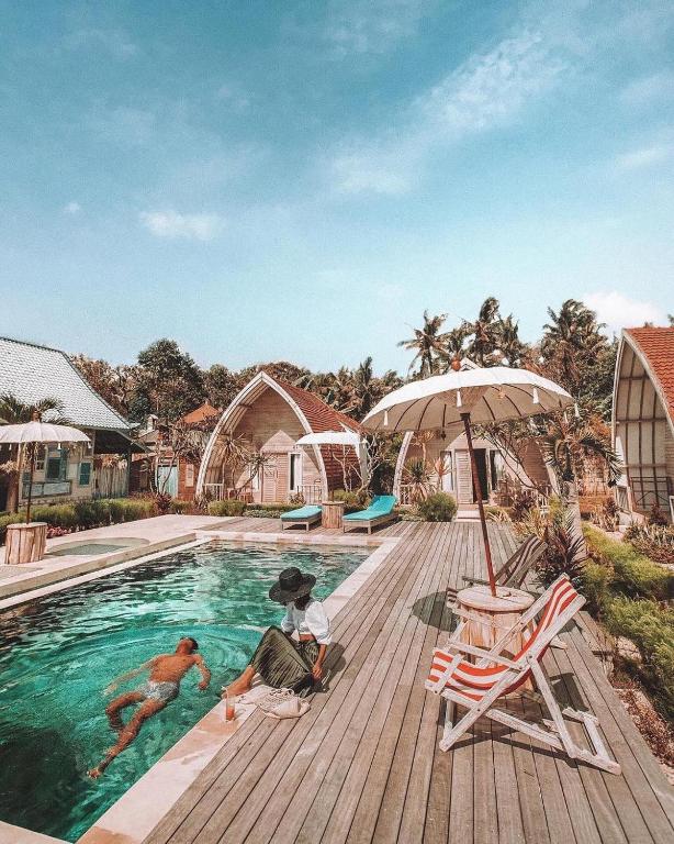 La Roja Bungalows - 1