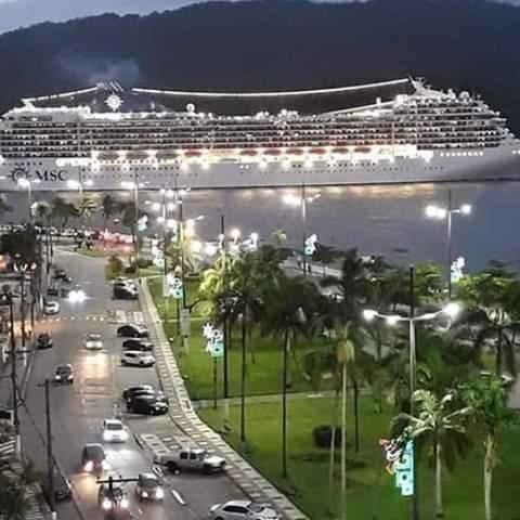  Apto Temporada Santos