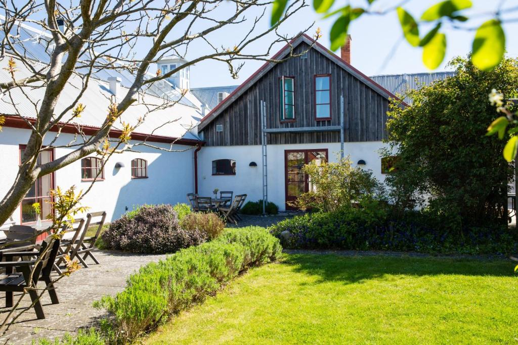 Afbeelding uit fotogalerij van STF Brantevik Råkulle Hostel in Brantevik