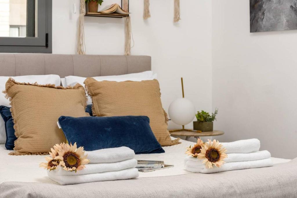 Postel nebo postele na pokoji v ubytování Savyoney Ramat Sharet By Isrentals- 3 Bedrooms