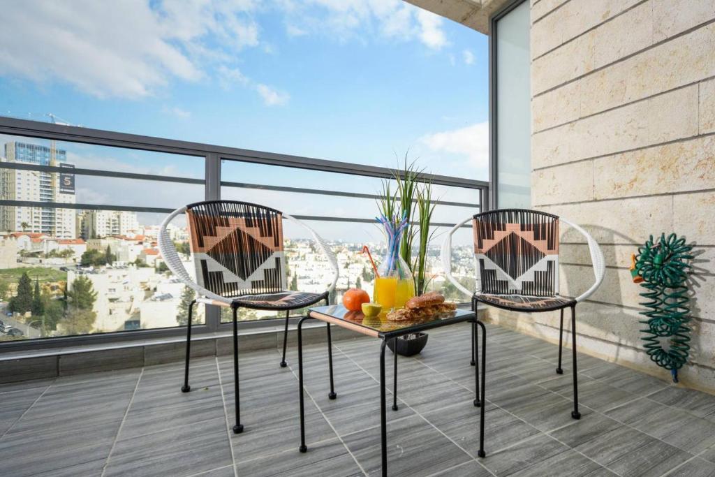 Balkón nebo terasa v ubytování Savyoney Ramat Sharet By Isrentals- 3 Bedrooms