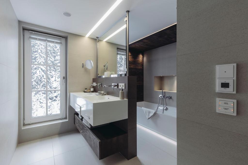 Kuchyň nebo kuchyňský kout v ubytování Mooser Hotel