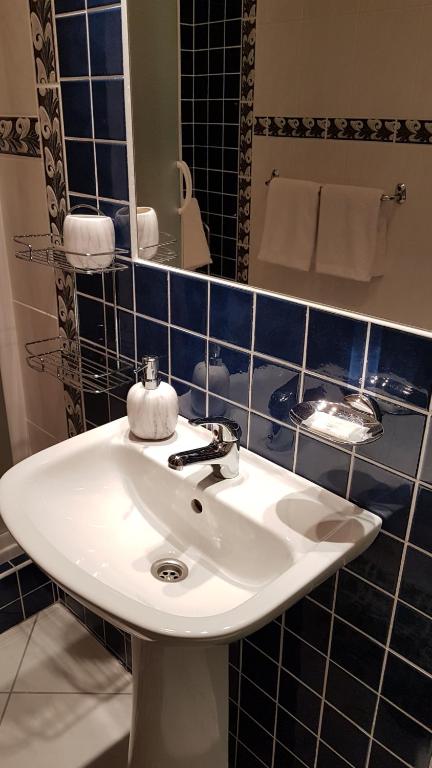 Koupelna v ubytování Eurohotel