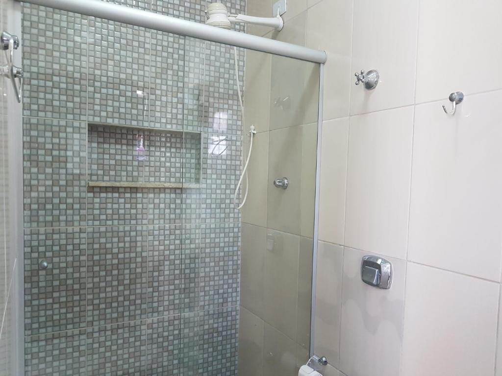  MANSÃO FRENTE A PRAIA - Locação de suítes com área de lazer compartilhada