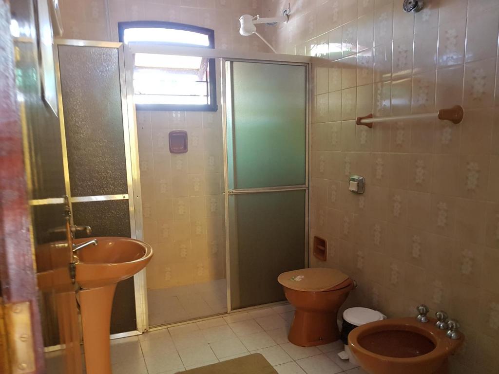  MANSÃO FRENTE A PRAIA - Locação de suítes com área de lazer compartilhada