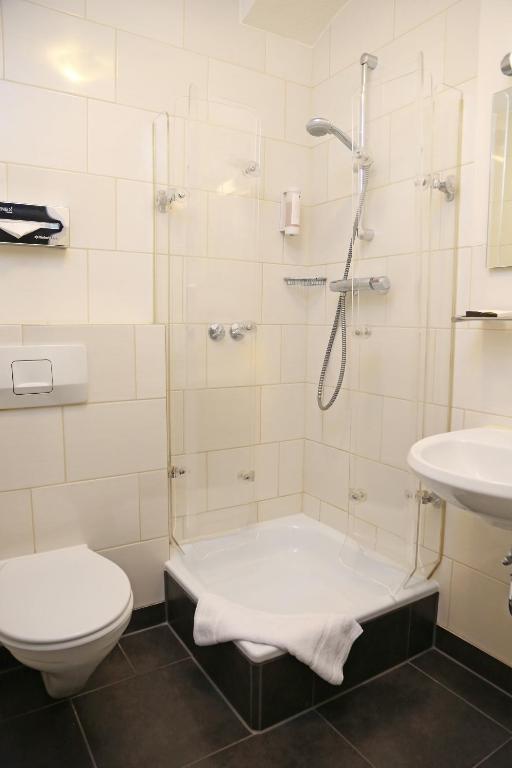 Park Hotel am Berliner Tor - Resim 12