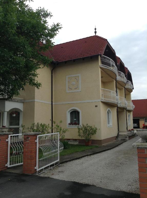 Budova, kde se penzion nachází