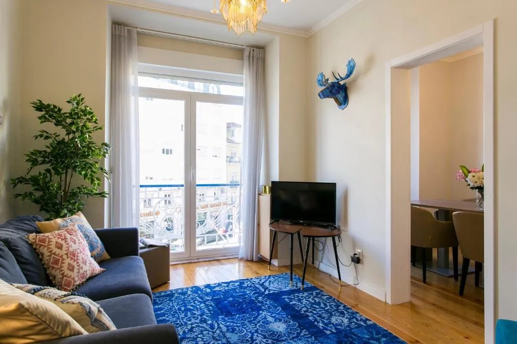 Art Deco 4 Bedrooms Flat in the City Center, Lisabona, Portugalia