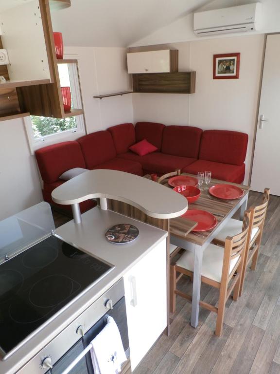 Kuchyň nebo kuchyňský kout v ubytování Mobil'home Valras