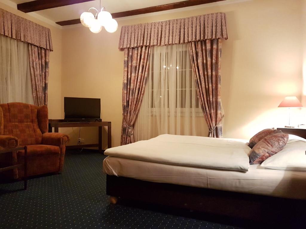 TV a/nebo společenská místnost v ubytování Eurohotel