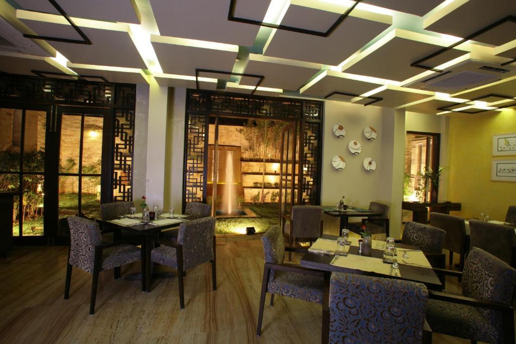 Restaurace v ubytování ​juSTa Gurgaon
