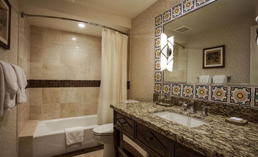 Casa Munras Garden Hotel & Spa - Deluxe Two Queens
