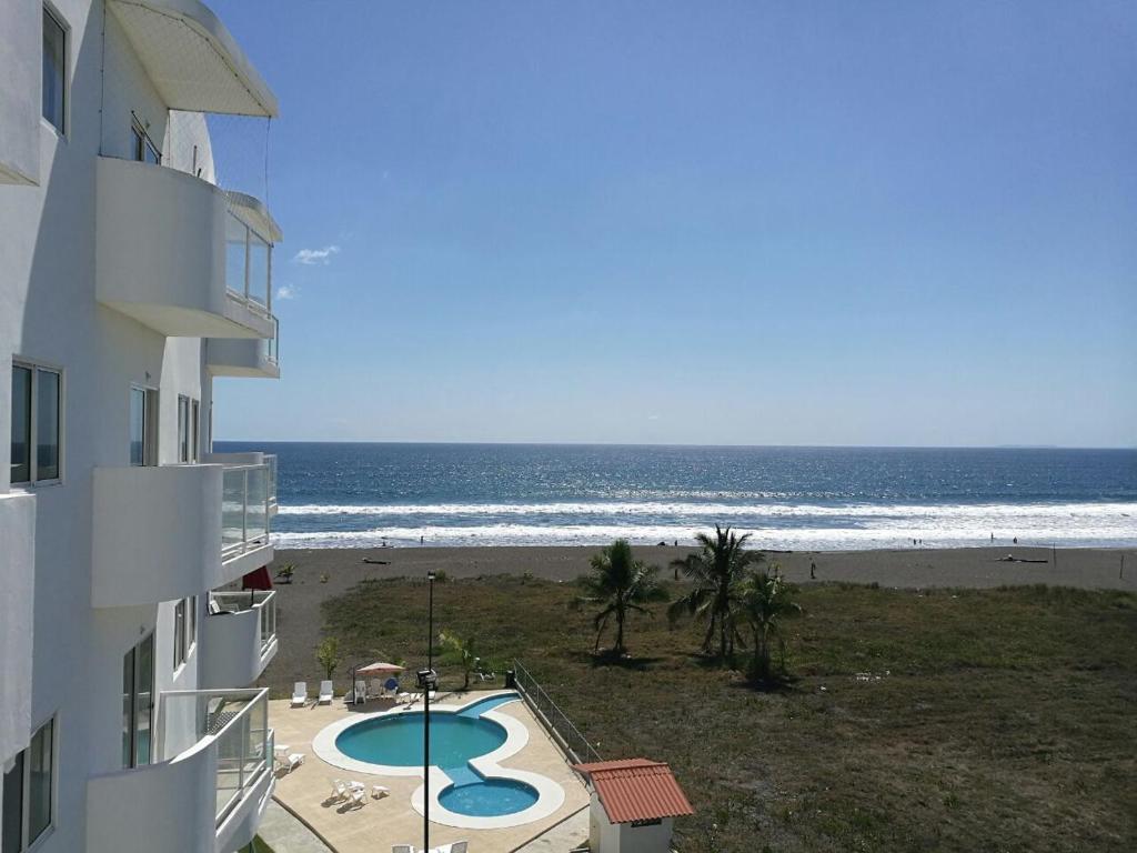 Playa La Barqueta , Las Olas Tower Front - Apartamento De Dos Dormitorios
