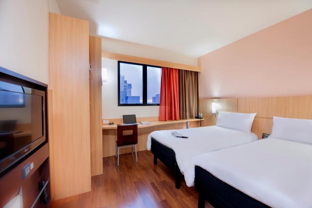  ibis Curitiba Shopping