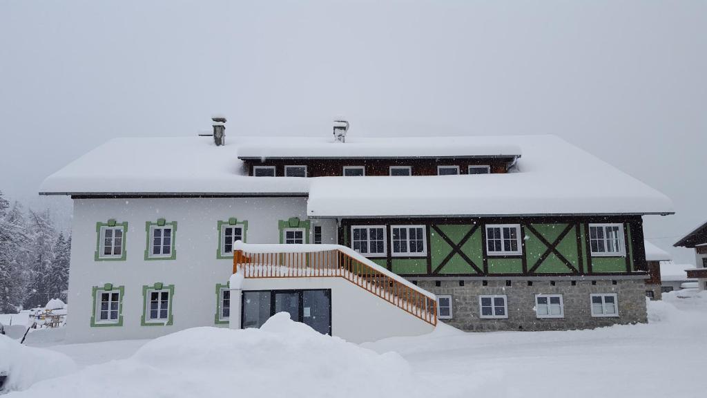 De nussi's chalet 3 v zime