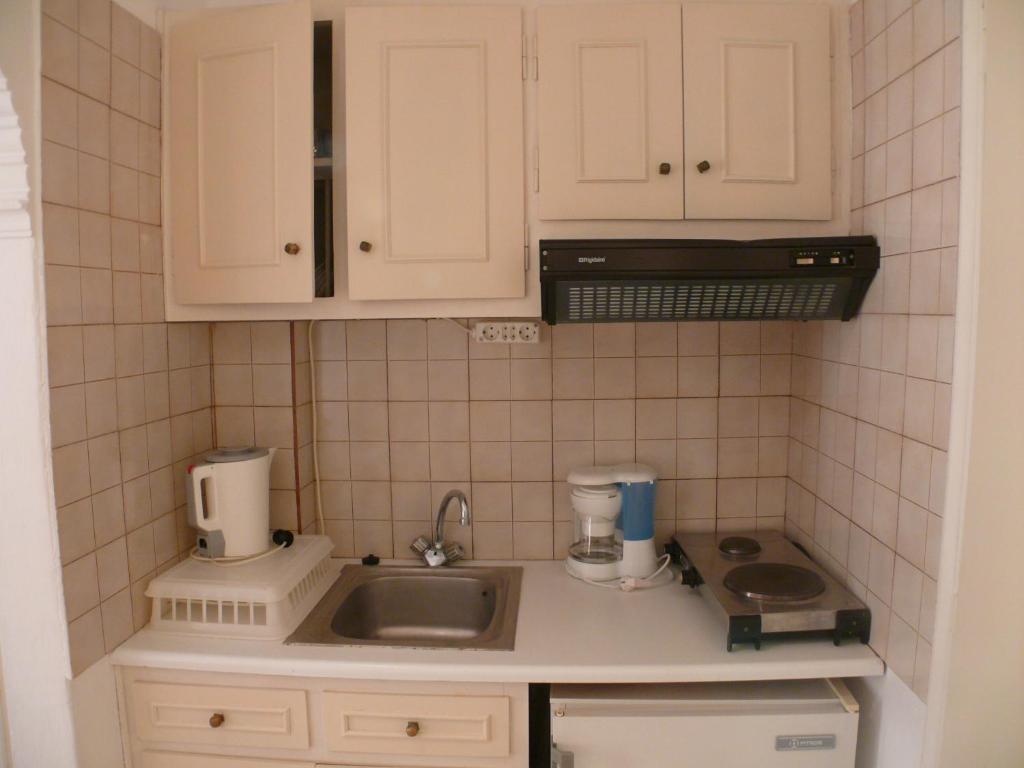 Kuchyň nebo kuchyňský kout v ubytování Sylvia Studios