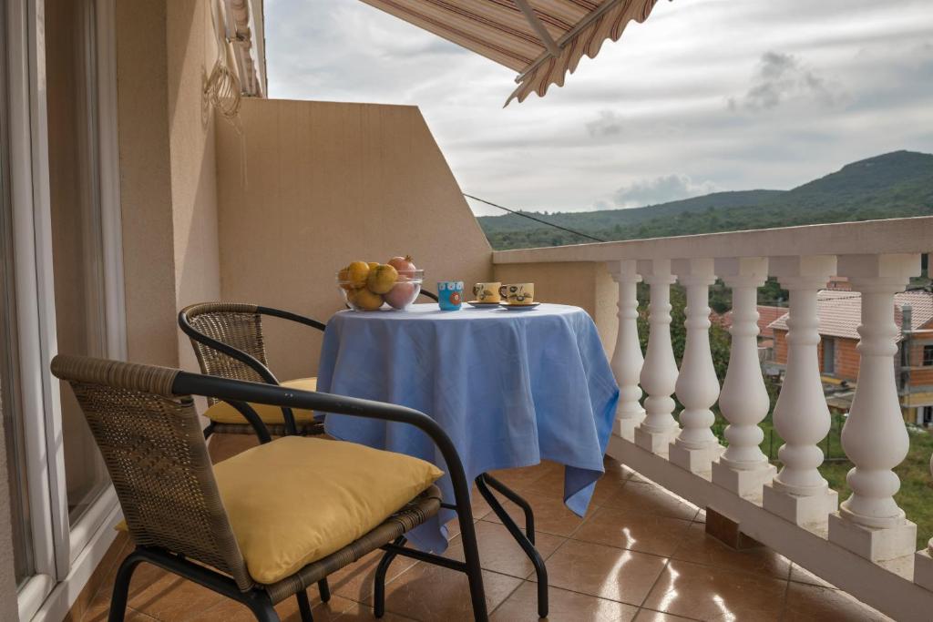 Nespecifikovaný výhled na hory nebo výhled na hory při pohledu z apartmánu