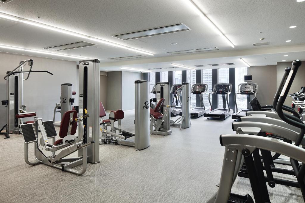 Fitness centrum a/nebo fitness zařízení v ubytování The Capitol Hotel Tokyu