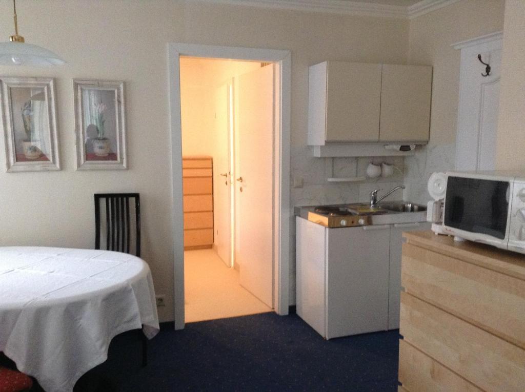 A kitchen or kitchenette at Appartements Basti
