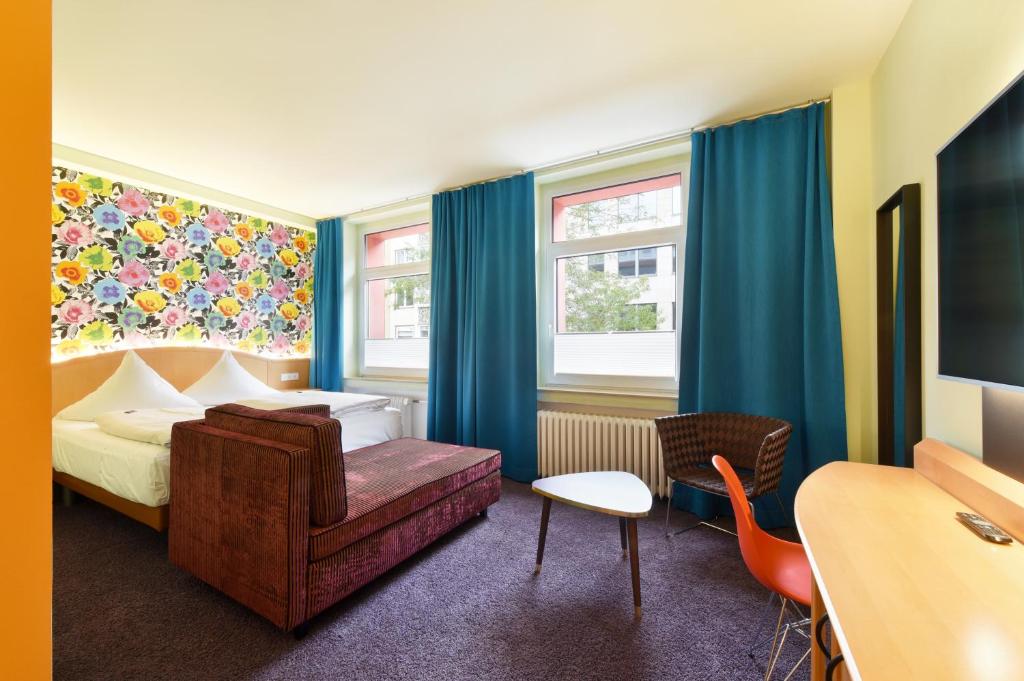 Cityhotel Thüringer Hof new CLASSIC - Self Check-In - Resim 24