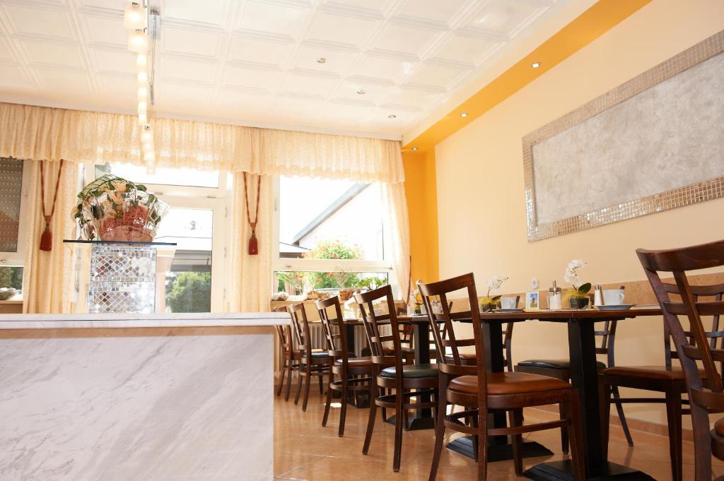 TV a/nebo společenská místnost v ubytování Hotel Wendelstein