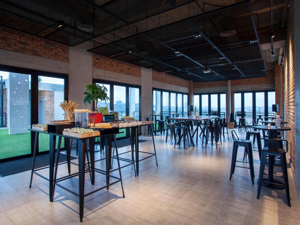 Restaurace v ubytování ibis Styles Kota Kinabalu Inanam
