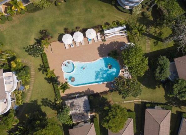 Bazén v ubytování Makathanee Resort nebo v jeho okolí