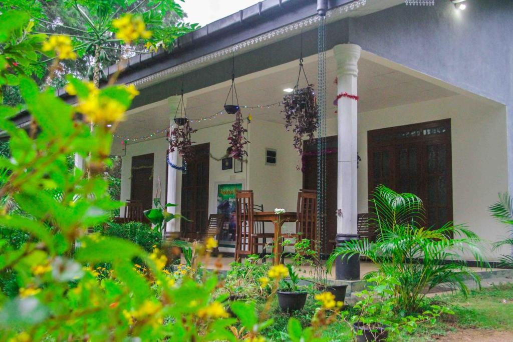Zahrada ubytování Sigiriya Mana B&B