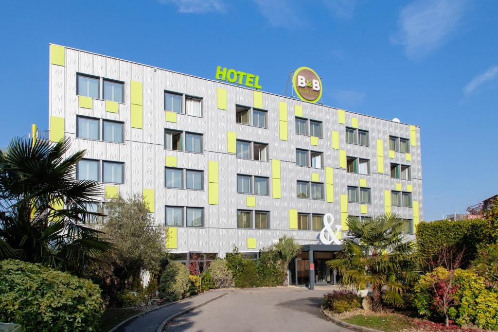 Zgradba, v kateri se nahaja hotel