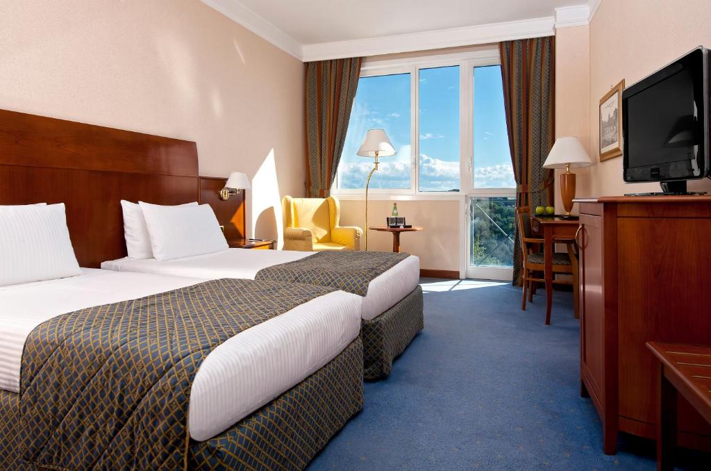 Hotel Roma Aurelia Antica - Resim 10