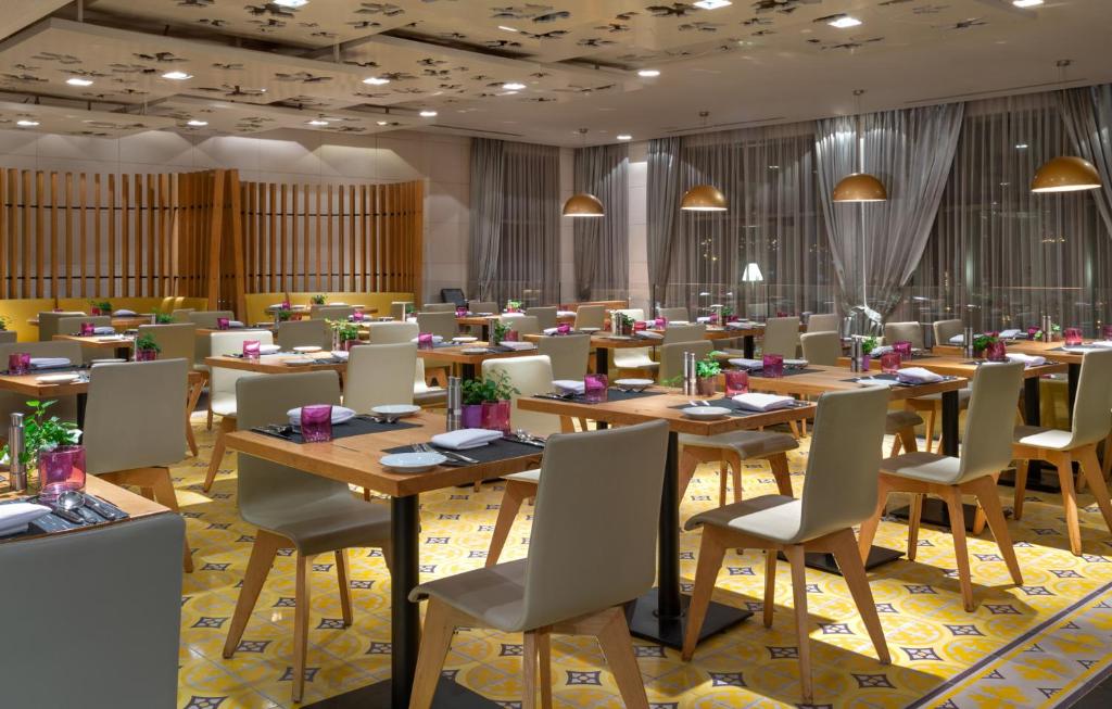 Restaurace v ubytování Cramim by Isrotel Exclusive