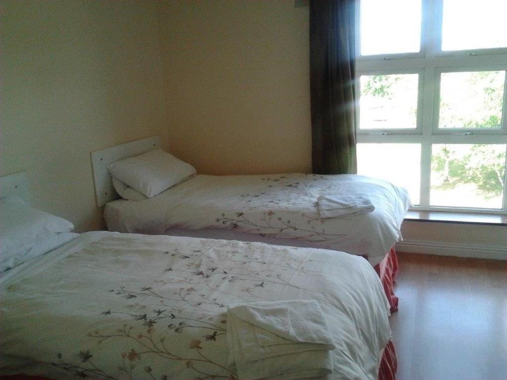 Postel nebo postele na pokoji v ubytování Courtbrack Accommodation - Off Campus Accommodation