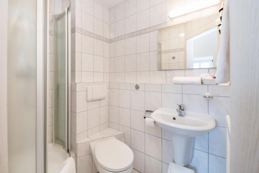 Koupelna v ubytování Hotel am Markt