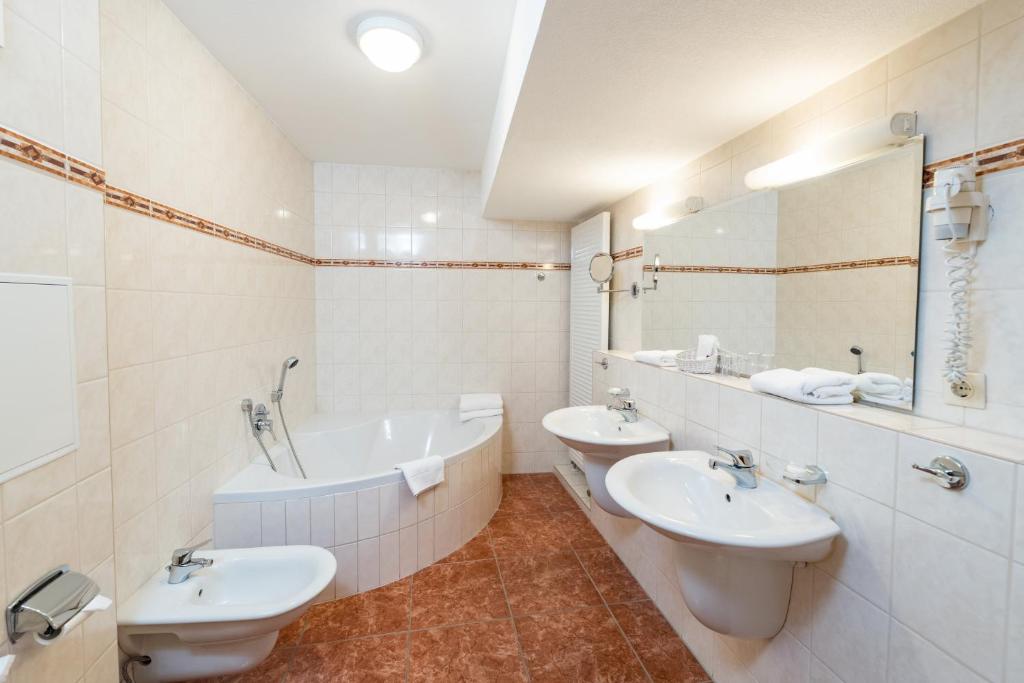 Koupelna v ubytování Hotel am Markt