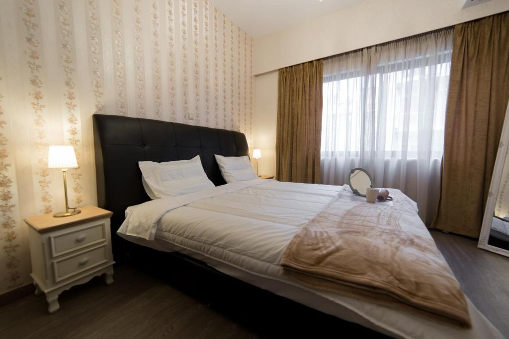 MARGARITA'S SUITES - 3