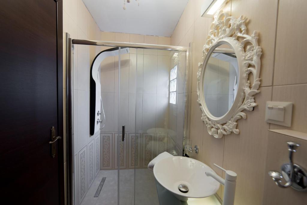 MARGARITA'S SUITES - 16