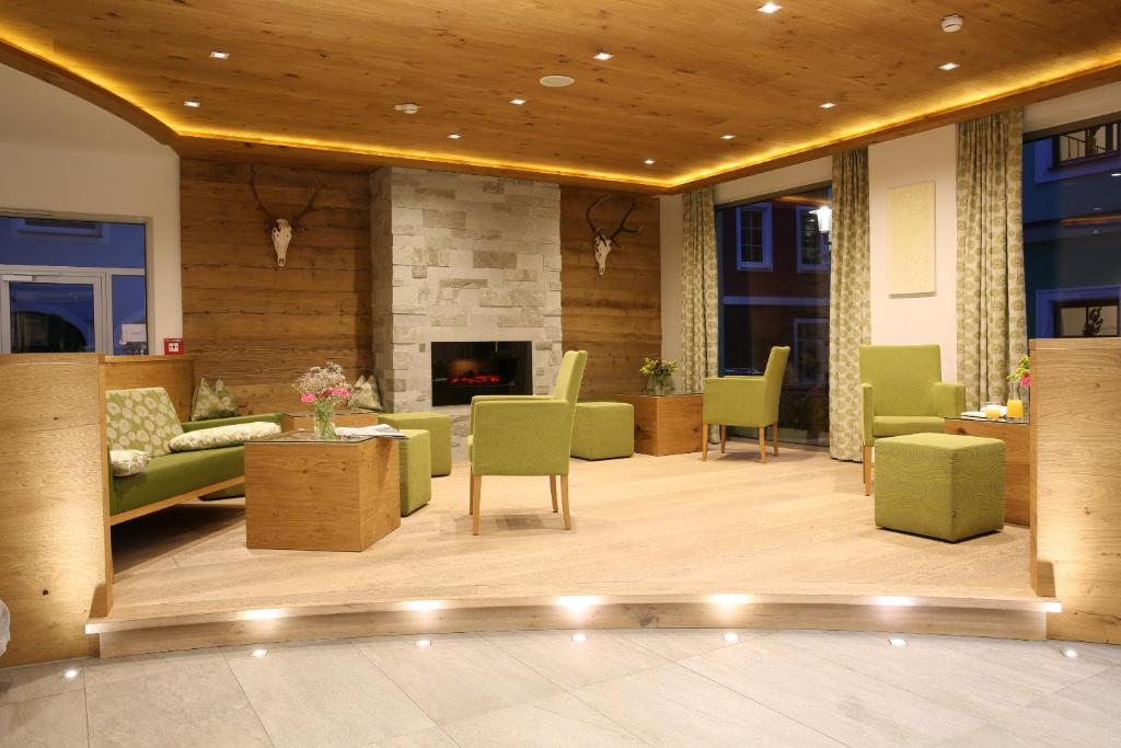 Posezení v ubytování Hotel Grüner Baum