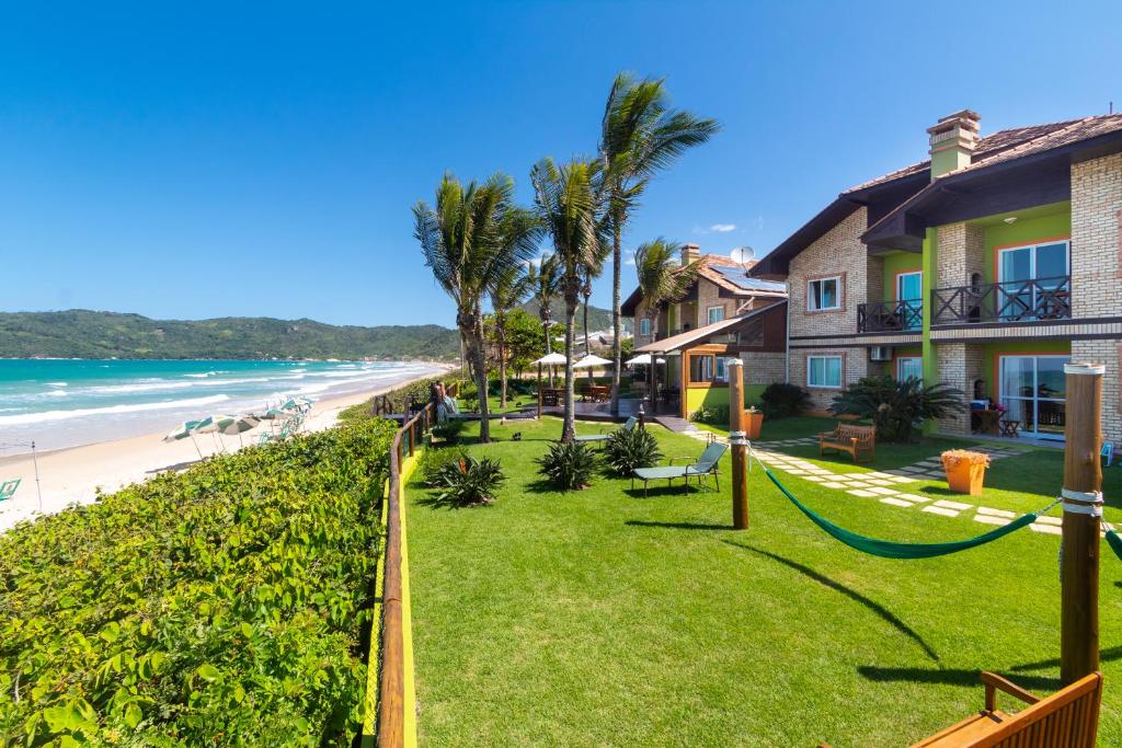 a view of the beach from a resort at Morada Baden Baden in Bombinhas