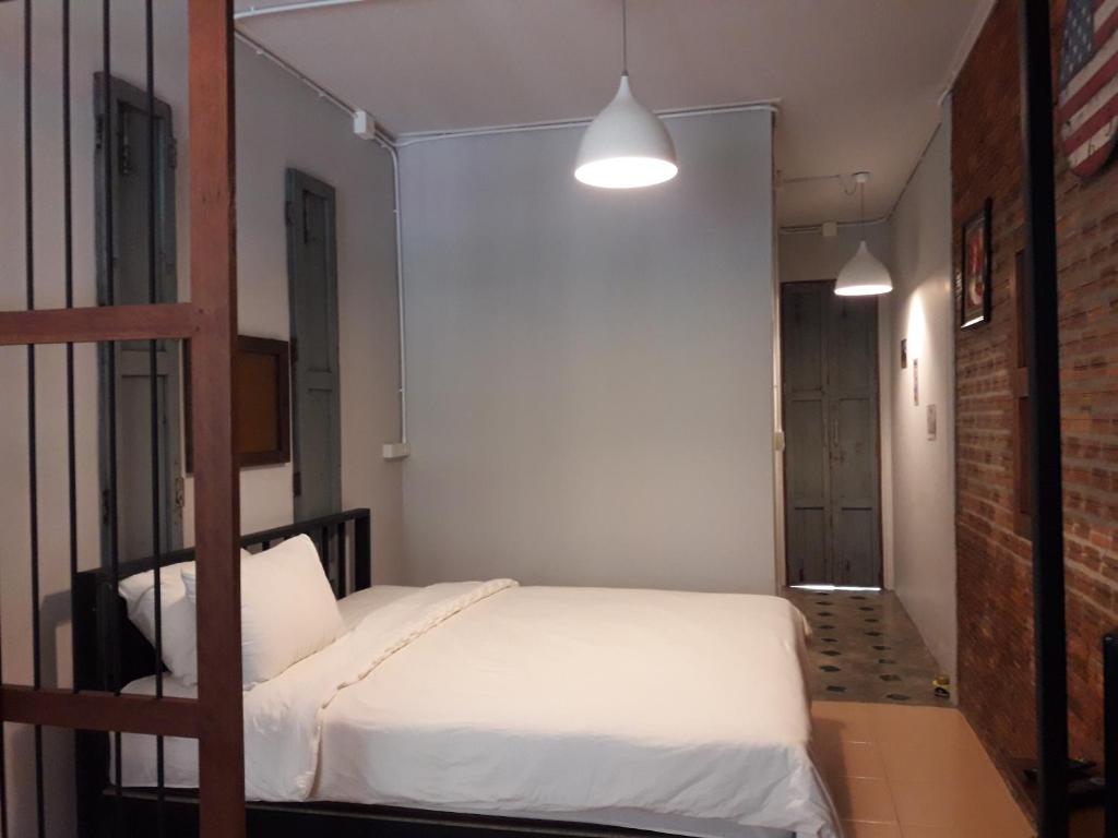 Baan Hotelier Resort - 4