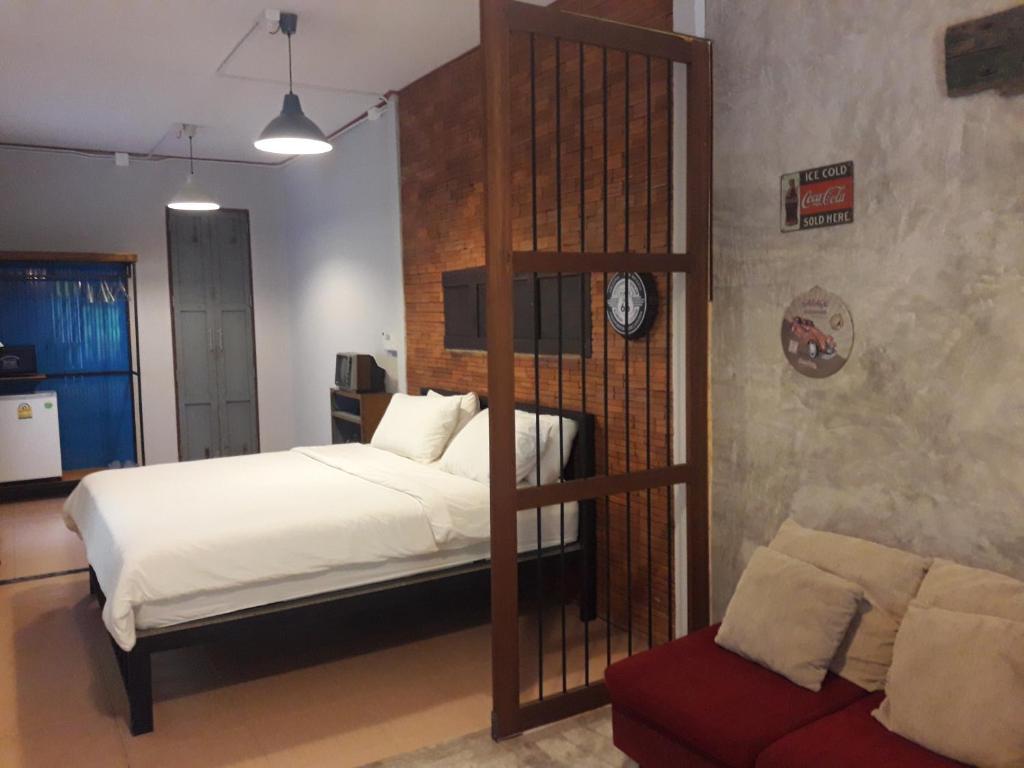 Baan Hotelier Resort - 15