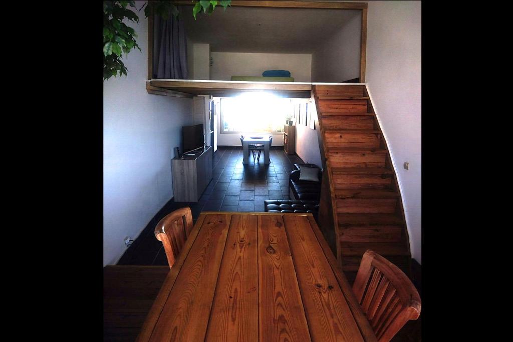 Фотография из галереи Loft mezzanine verrière avec vue в Сен-Дени