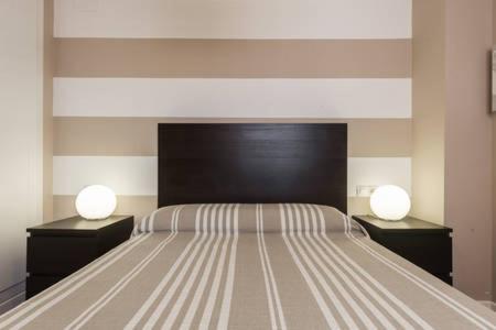 Posteľ alebo postele v izbe v ubytovaní LUXURY PENTHOUSE near beach/Seaview