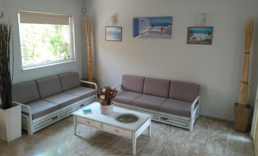 Posezení v ubytování Giorgos Apartments Sea View