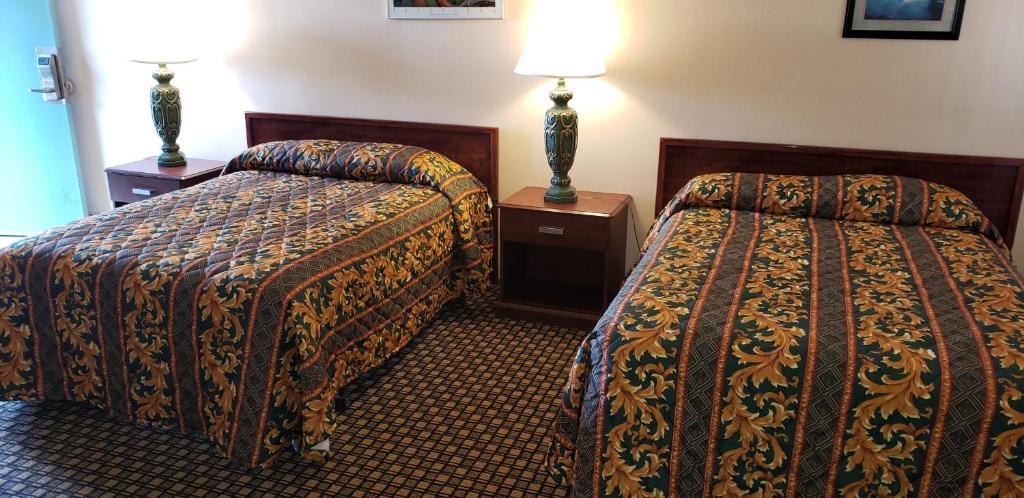 Westernaire Motel photo