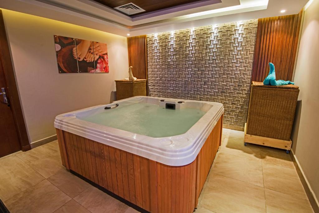 Fotografie z fotogalerie ubytování Casa Mare Resort - ex, Royal Tulip Beach Resort v destinaci Port Ghalib