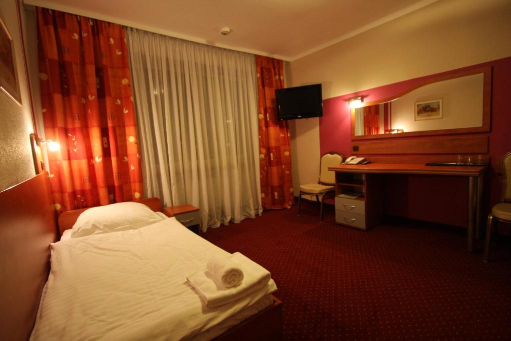 Hotel Orion - Habitación Triple
