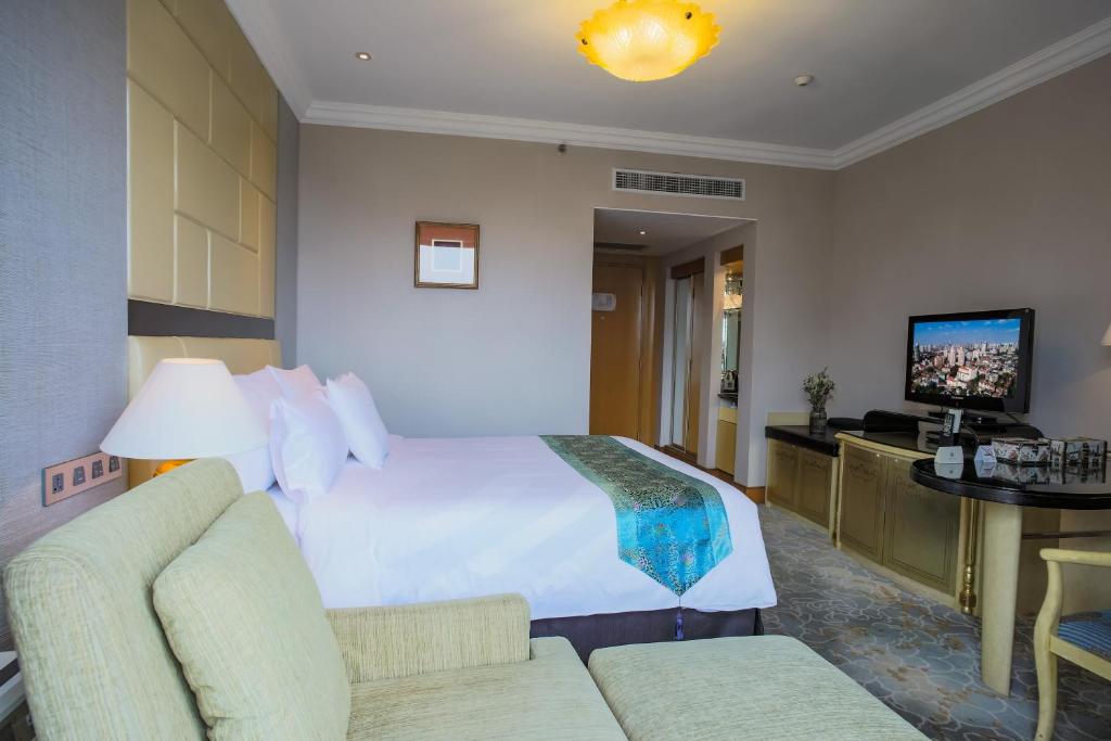 TV a/nebo společenská místnost v ubytování Anting Villa Hotel