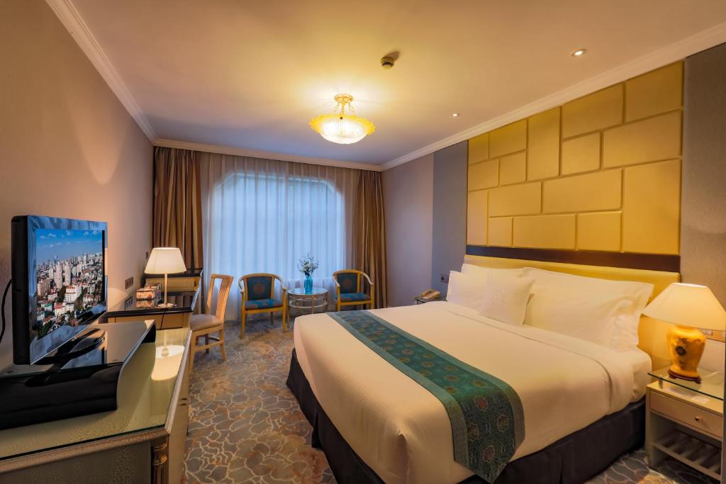 TV a/nebo společenská místnost v ubytování Anting Villa Hotel
