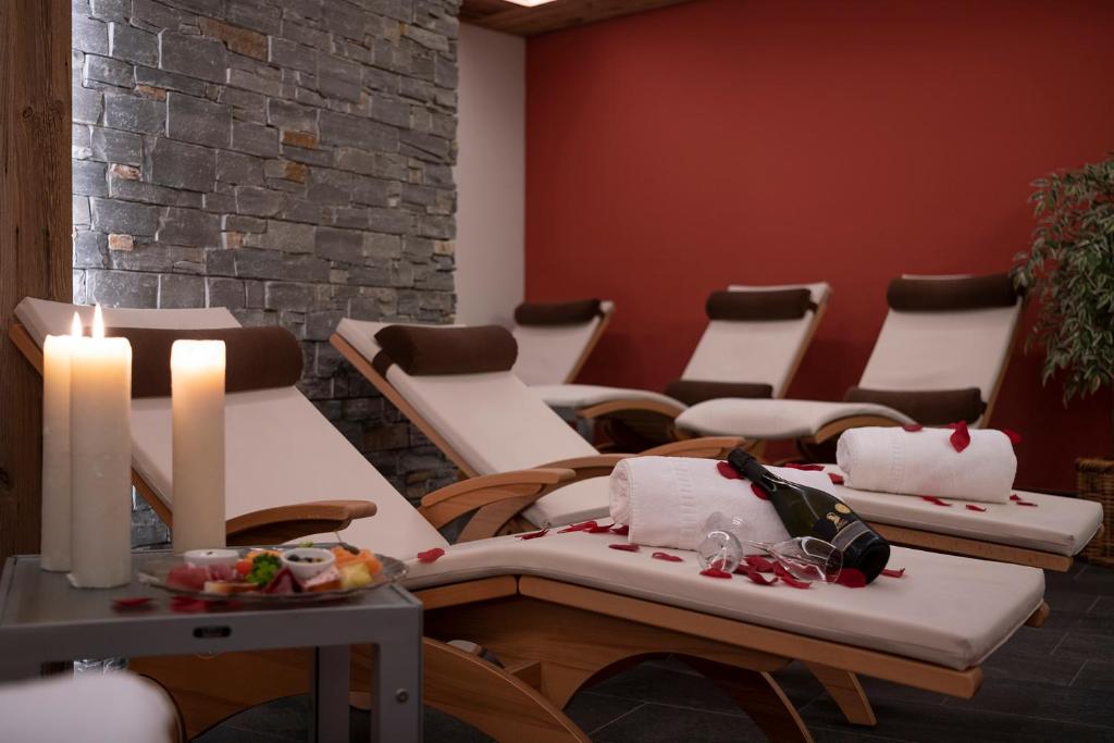 Posezení v ubytování Sunstar Hotel Klosters